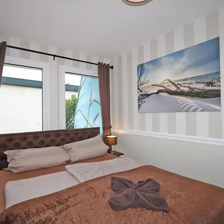 Bungalow-park Ostseenordstern * Wustrow (Fischland)